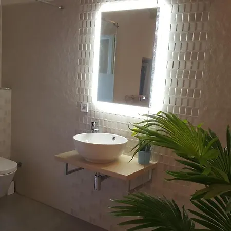 Old Stone Apartment